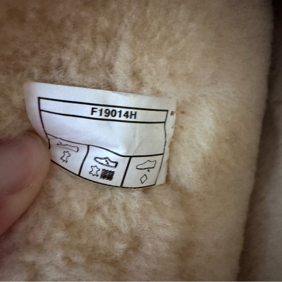 UGG Becket Boots Women’s 7 Brown Leather Sheepskin Lined Buckle Mid-Calf - Picture 8 of 8